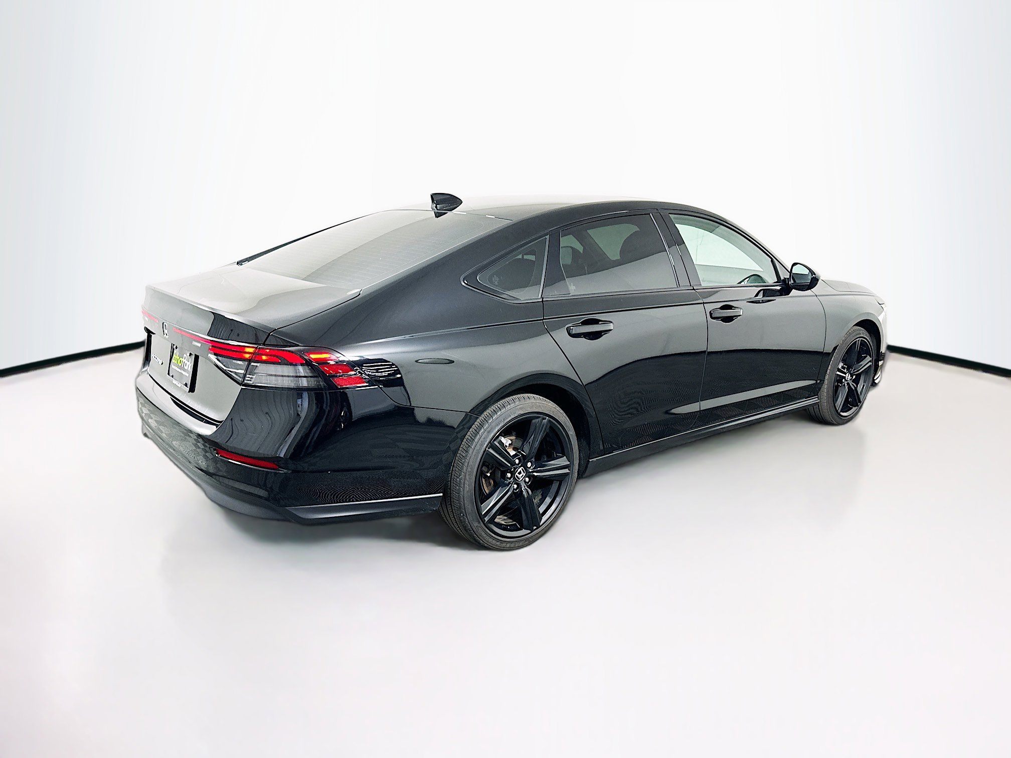Used 2025 Honda Accord SE image 9
