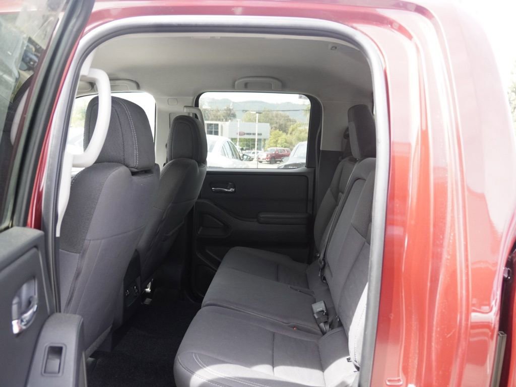 Certified 2023 Nissan Frontier SV w/ SV Convenience Package image 15