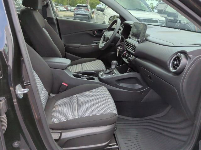 Used 2022 Hyundai Kona SE FWD image 18