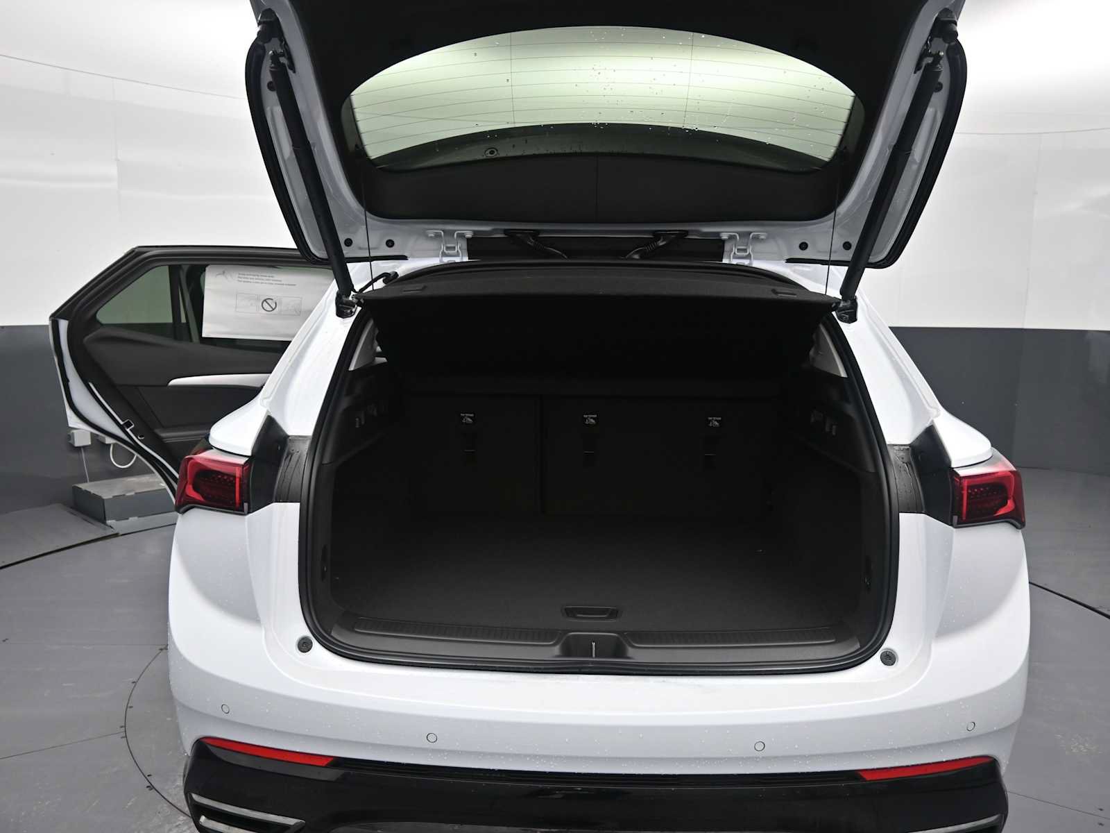 New 2026 Buick Envision Sport Touring AWD/4WD image 29