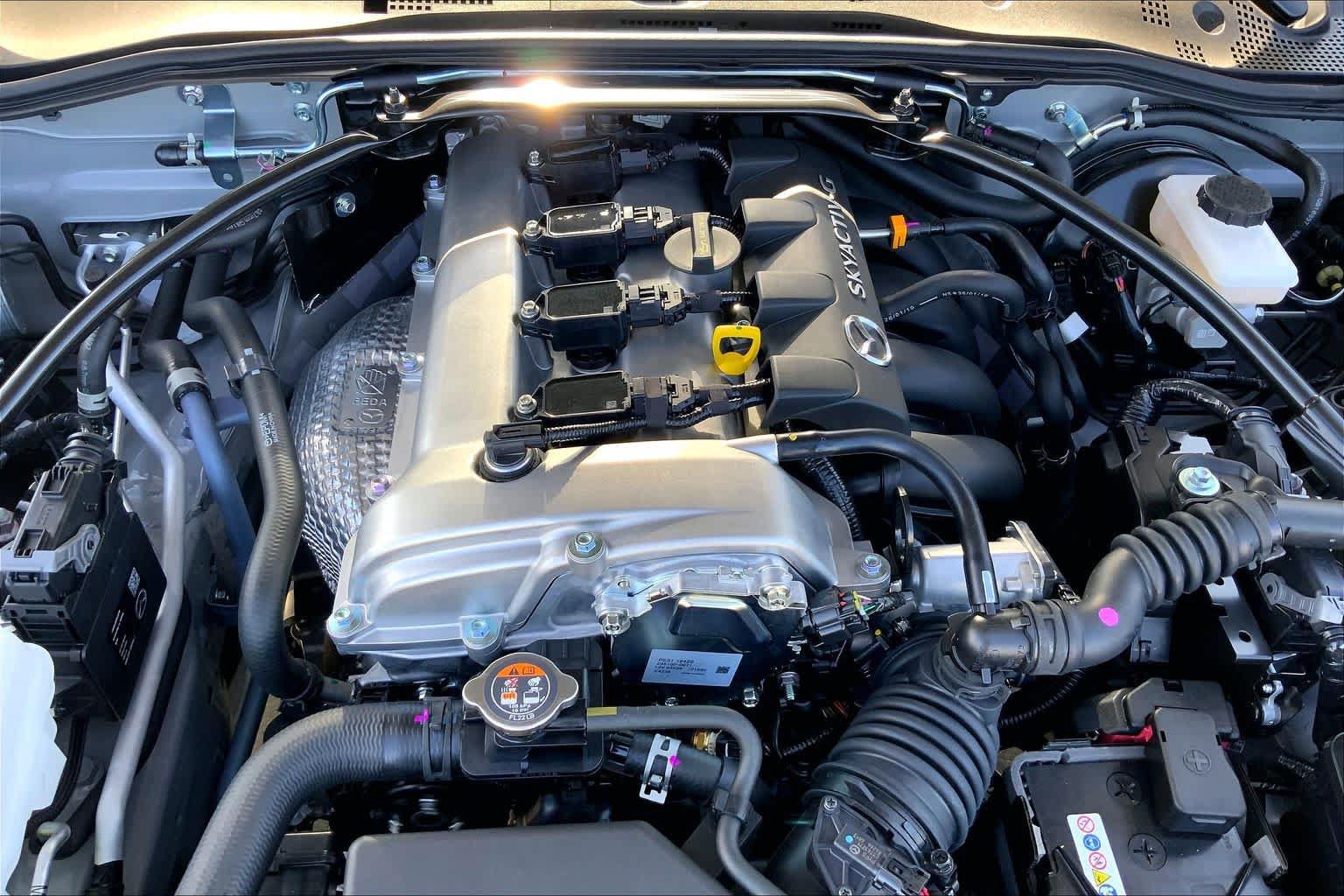 New 2026 MAZDA MX-5 Miata RF Grand Touring RWD image 16