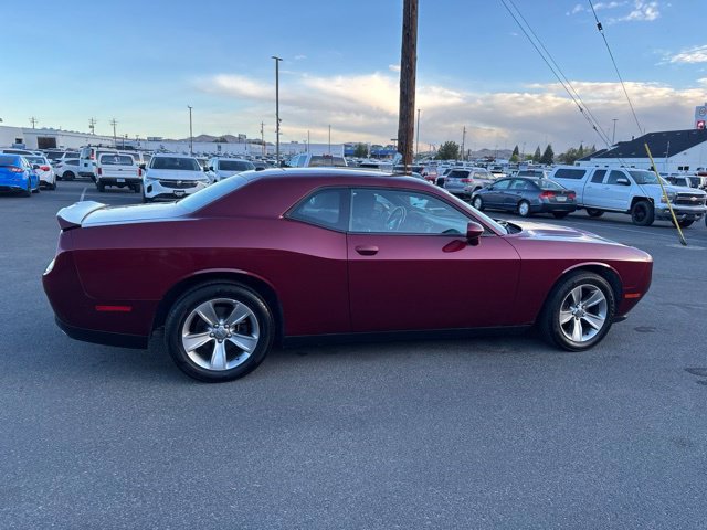 Used 2020 Dodge Challenger SXT RWD image 9