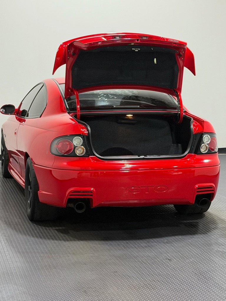 Used 2006 Pontiac GTO image 11