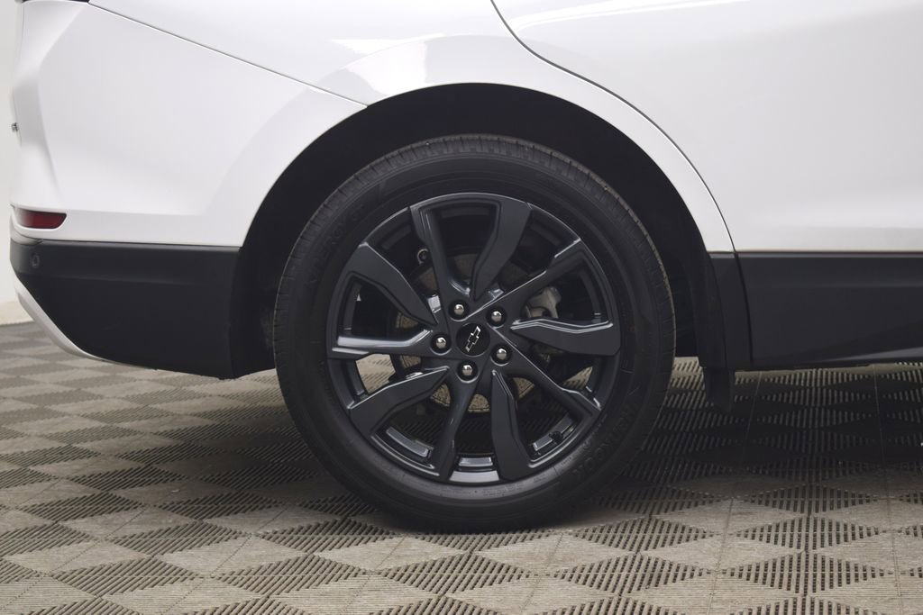 Used 2022 Chevrolet Equinox RS w/ Infotainment Package image 31