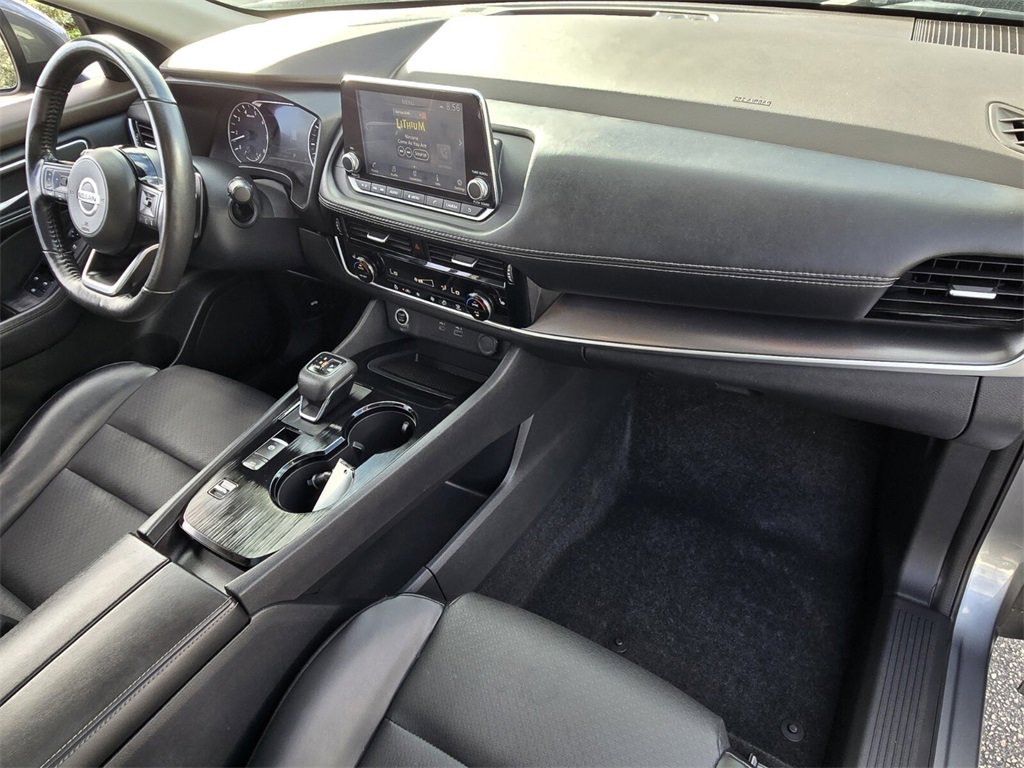 Used 2021 Nissan Rogue SV w/ Premium Package image 17