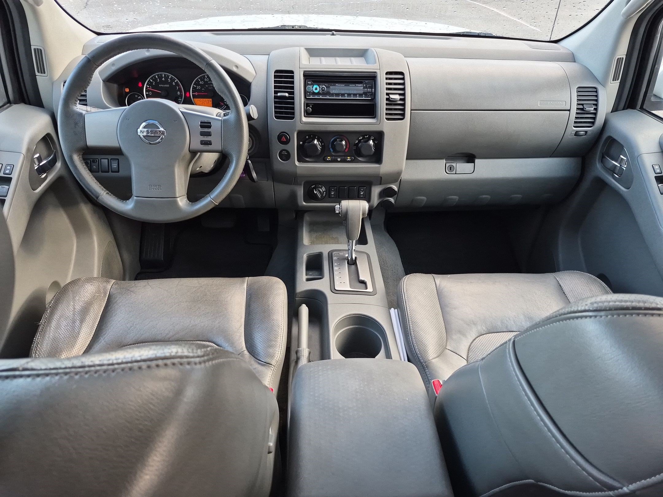 Used 2007 Nissan Frontier LE w/ Leather Pkg AWD/4WD image 26