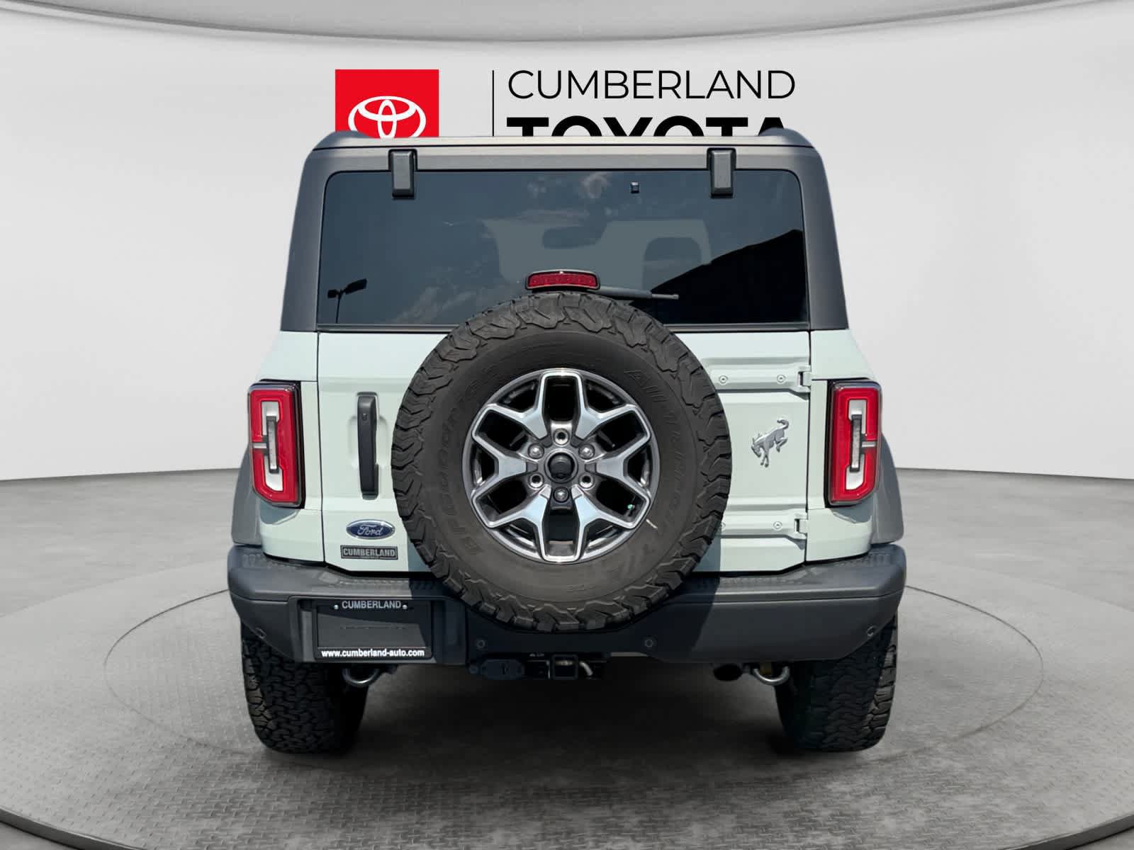 Used 2023 Ford Bronco Badlands AWD/4WD image 4