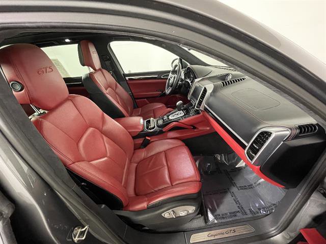 Used 2017 Porsche Cayenne GTS AWD/4WD image 12