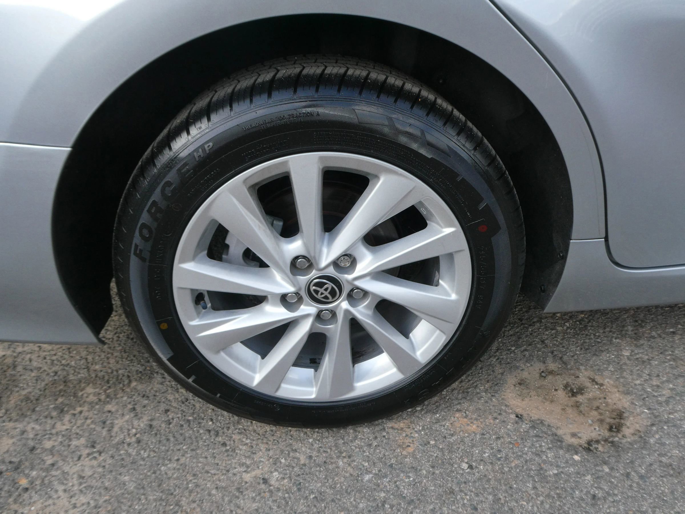 Used 2022 Toyota Camry LE FWD image 31