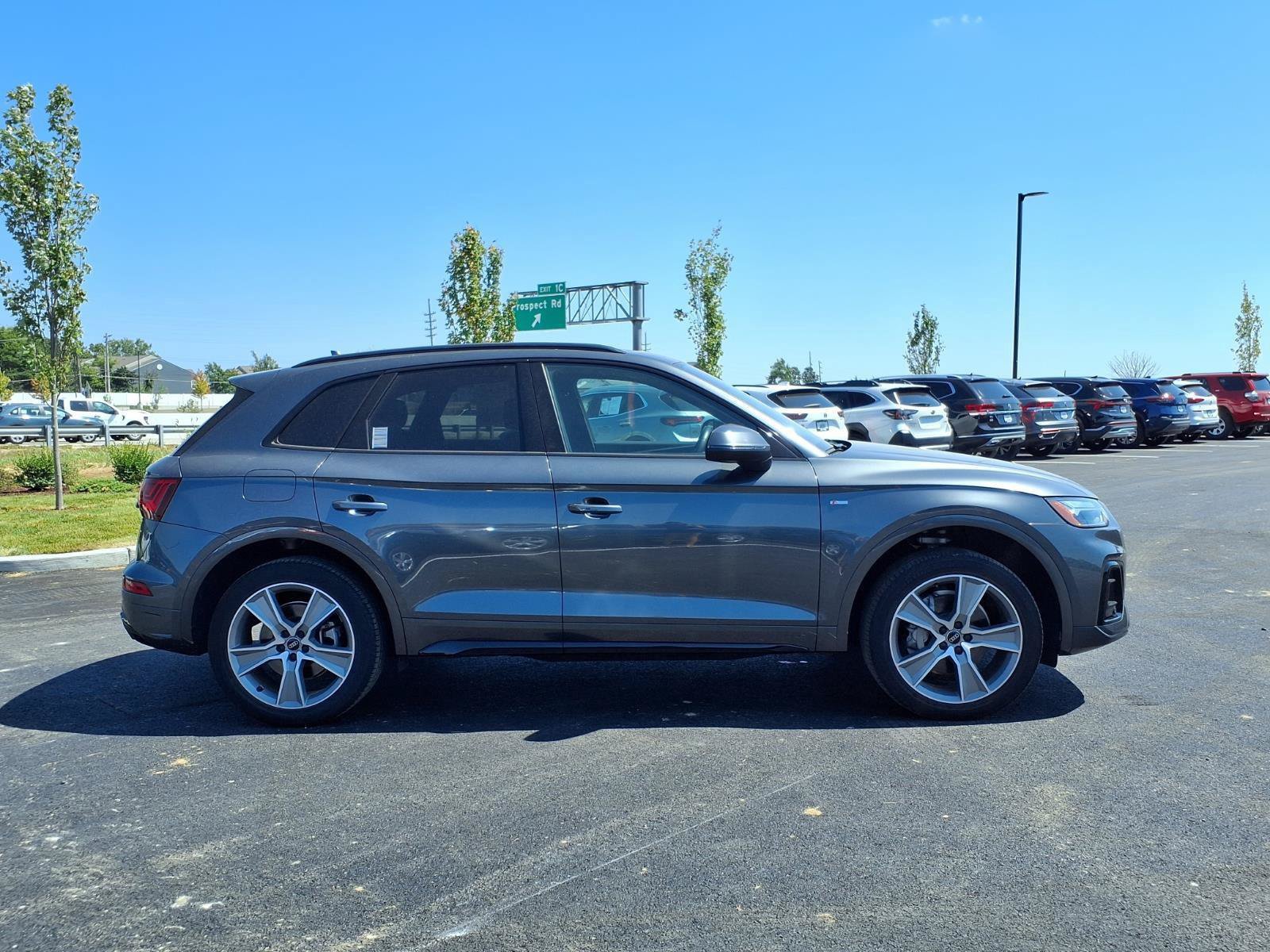 Used 2025 Audi Q5 2.0T Premium AWD/4WD image 25