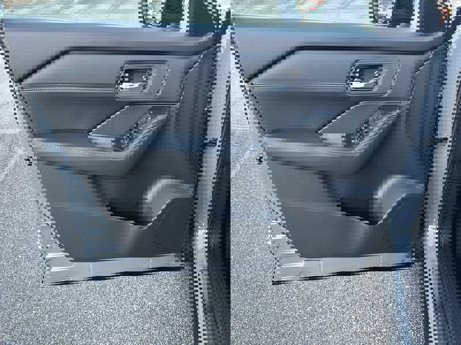 New 2026 Nissan Rogue SV image 10