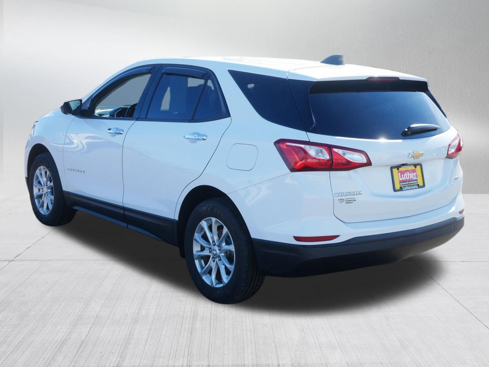 Used 2019 Chevrolet Equinox LS w/ LS Convenience Package image 5