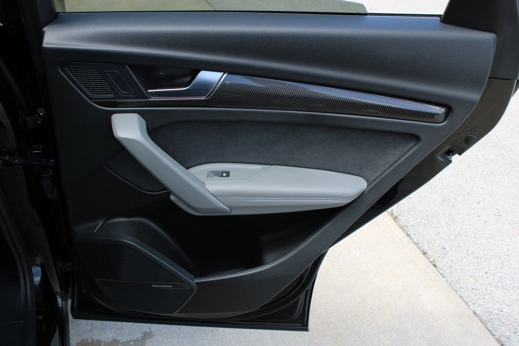 Used 2022 Audi SQ5 Premium Plus w/ Premium Plus Package image 26