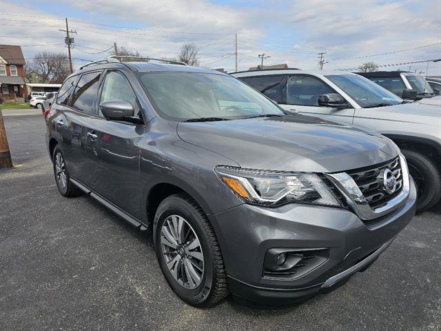 Used 2019 Nissan Pathfinder SL AWD/4WD image 3
