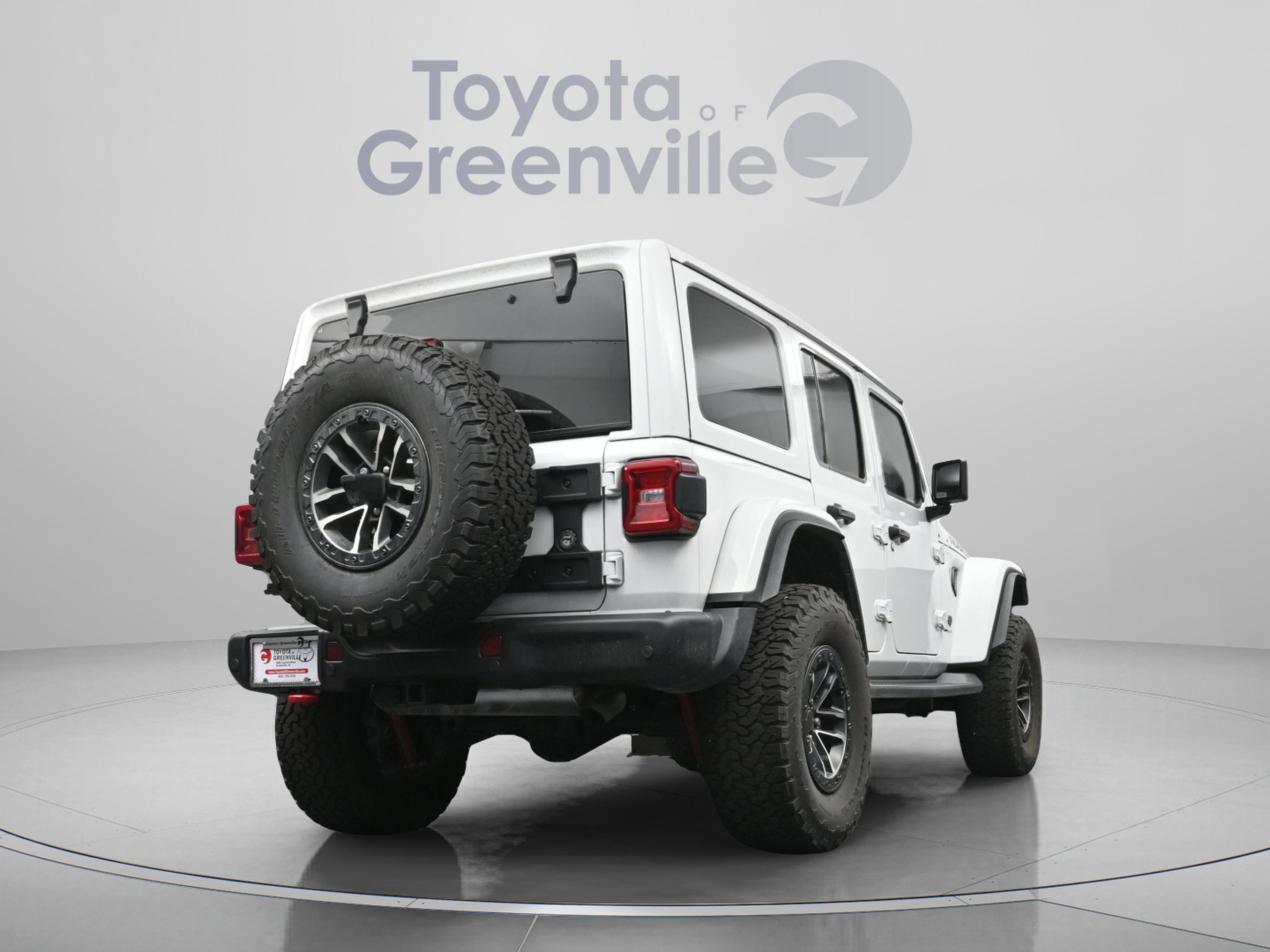 Used 2025 Jeep Wrangler Unlimited Rubicon AWD/4WD image 14