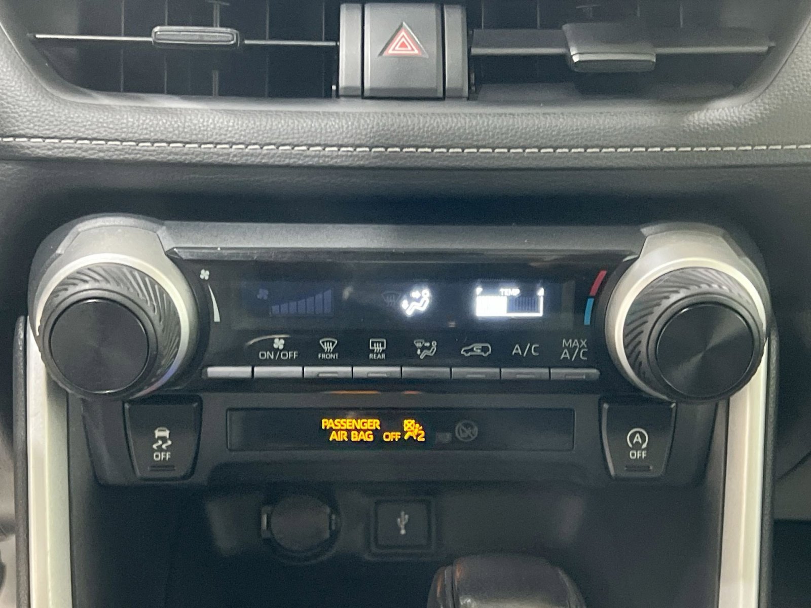 Used 2022 Toyota RAV4 LE image 18