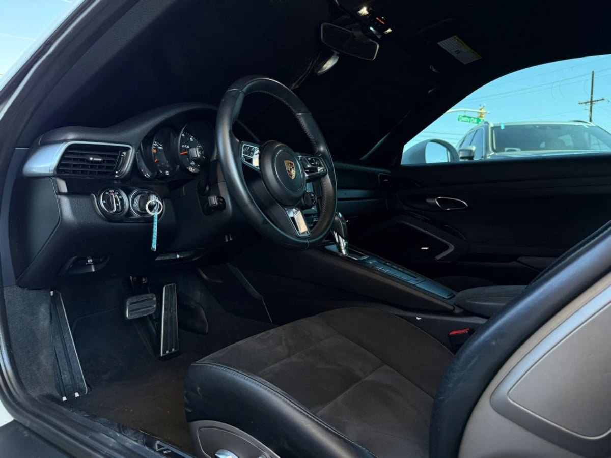 Used 2017 Porsche 911 Carrera GTS image 36