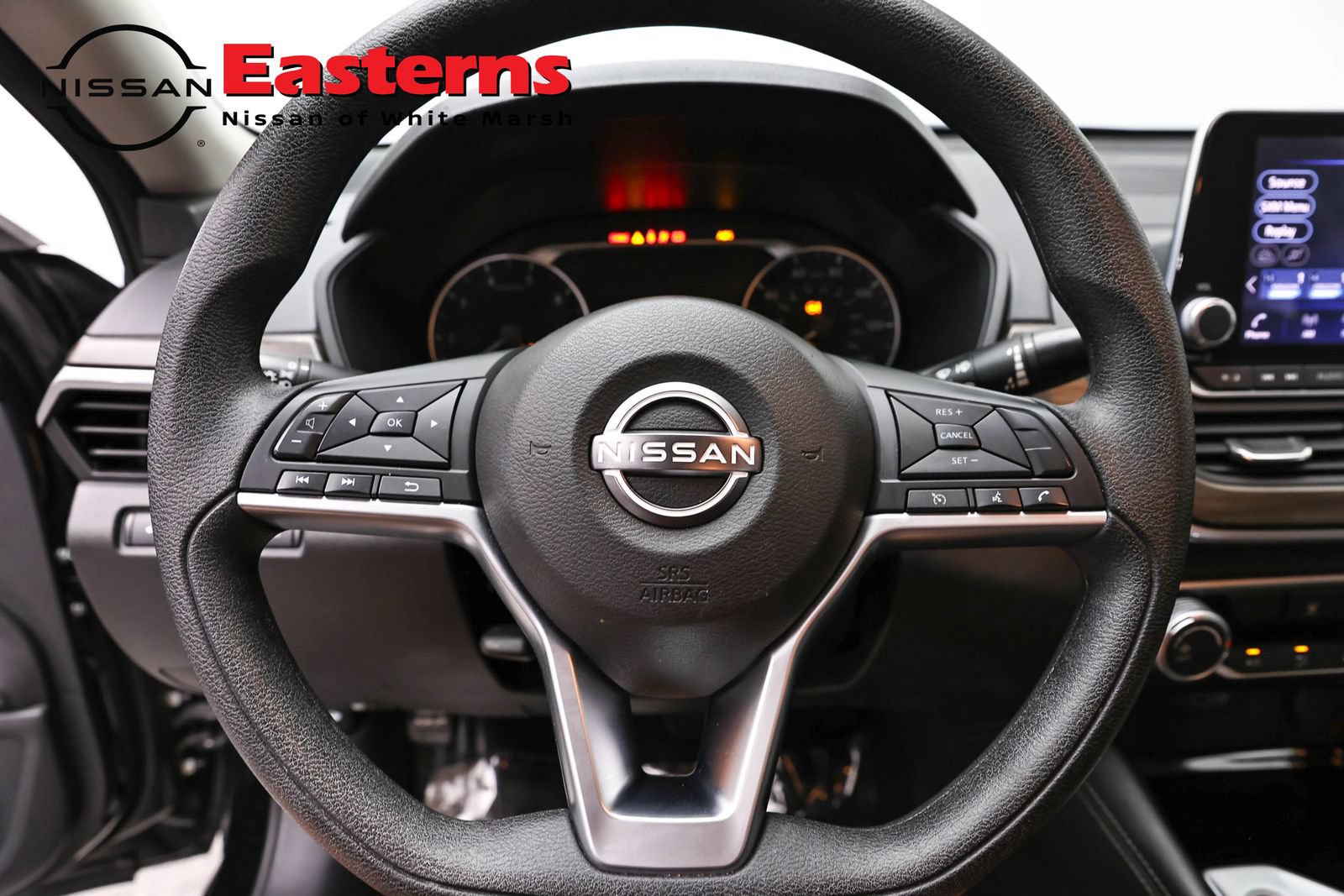 Used 2023 Nissan Altima 2.5 SV FWD image 10