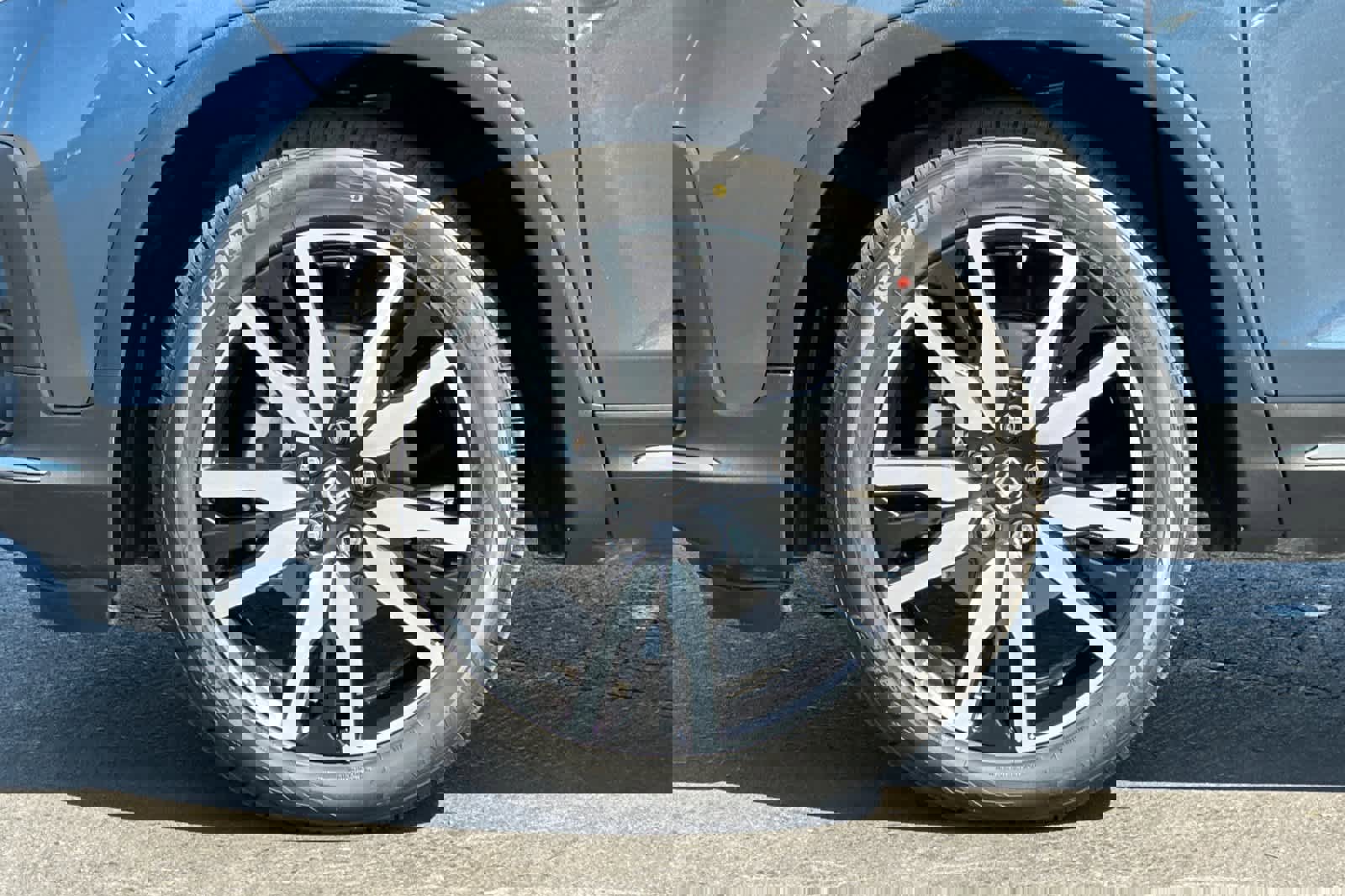 Used 2019 Honda Pilot Touring image 34