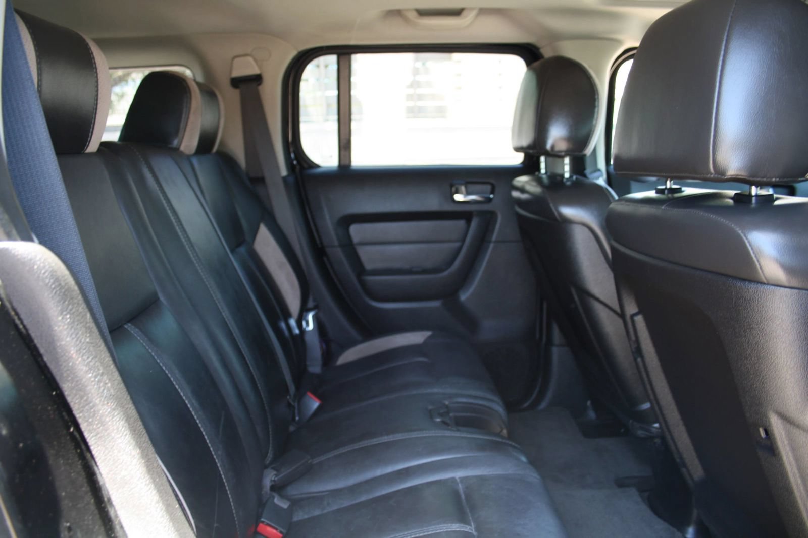 Used 2007 HUMMER H3 w/ Chrome Appearance Package AWD/4WD image 13