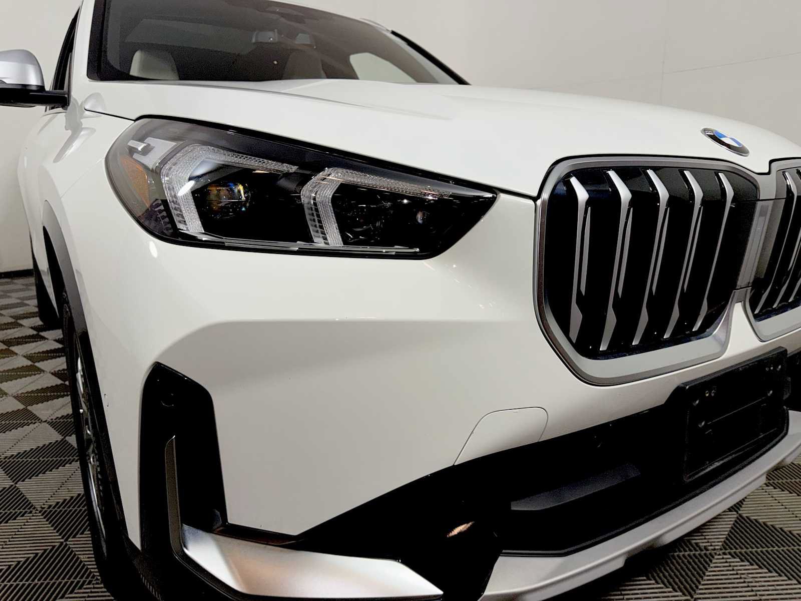 Used 2024 BMW X1 xDrive28i w/ Convenience Package AWD/4WD image 27