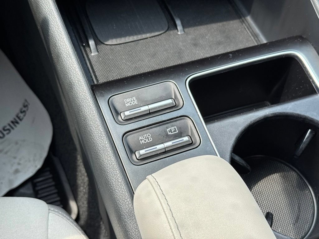 Used 2025 Hyundai Sonata SEL FWD image 19