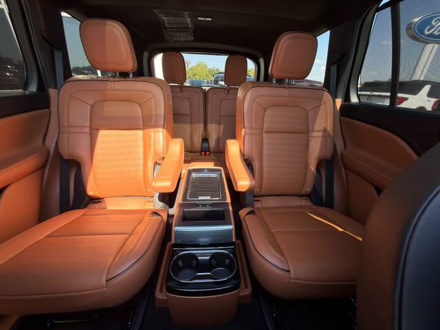 Used 2025 Lincoln Aviator Black Label image 40