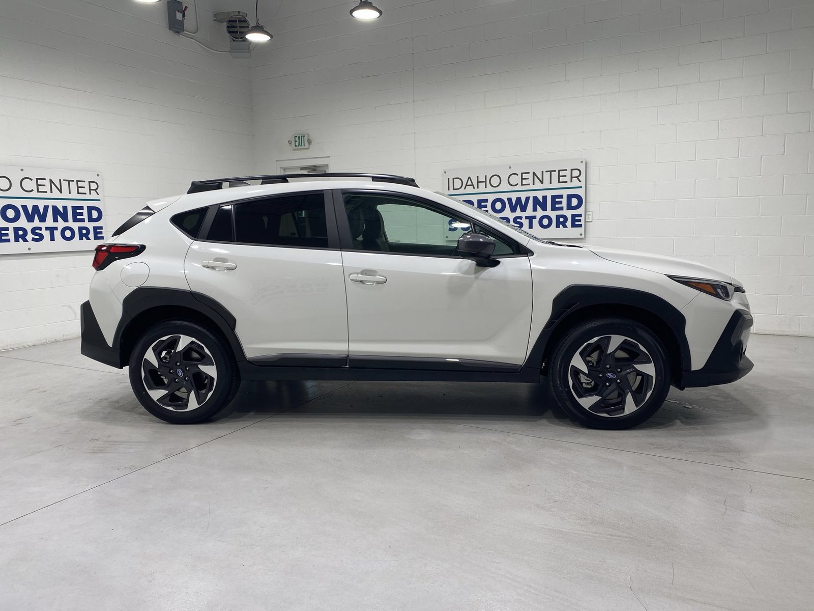 Certified 2026 Subaru Crosstrek 2.5i Limited w/ Crosstrek Mirror Package AWD/4WD image 9