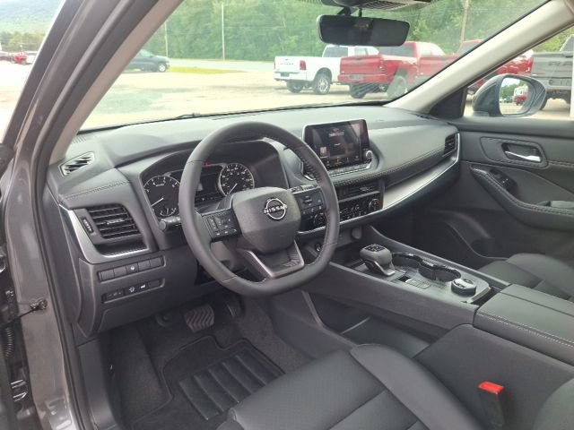 New 2026 Nissan Rogue Dark Armor AWD/4WD image 13