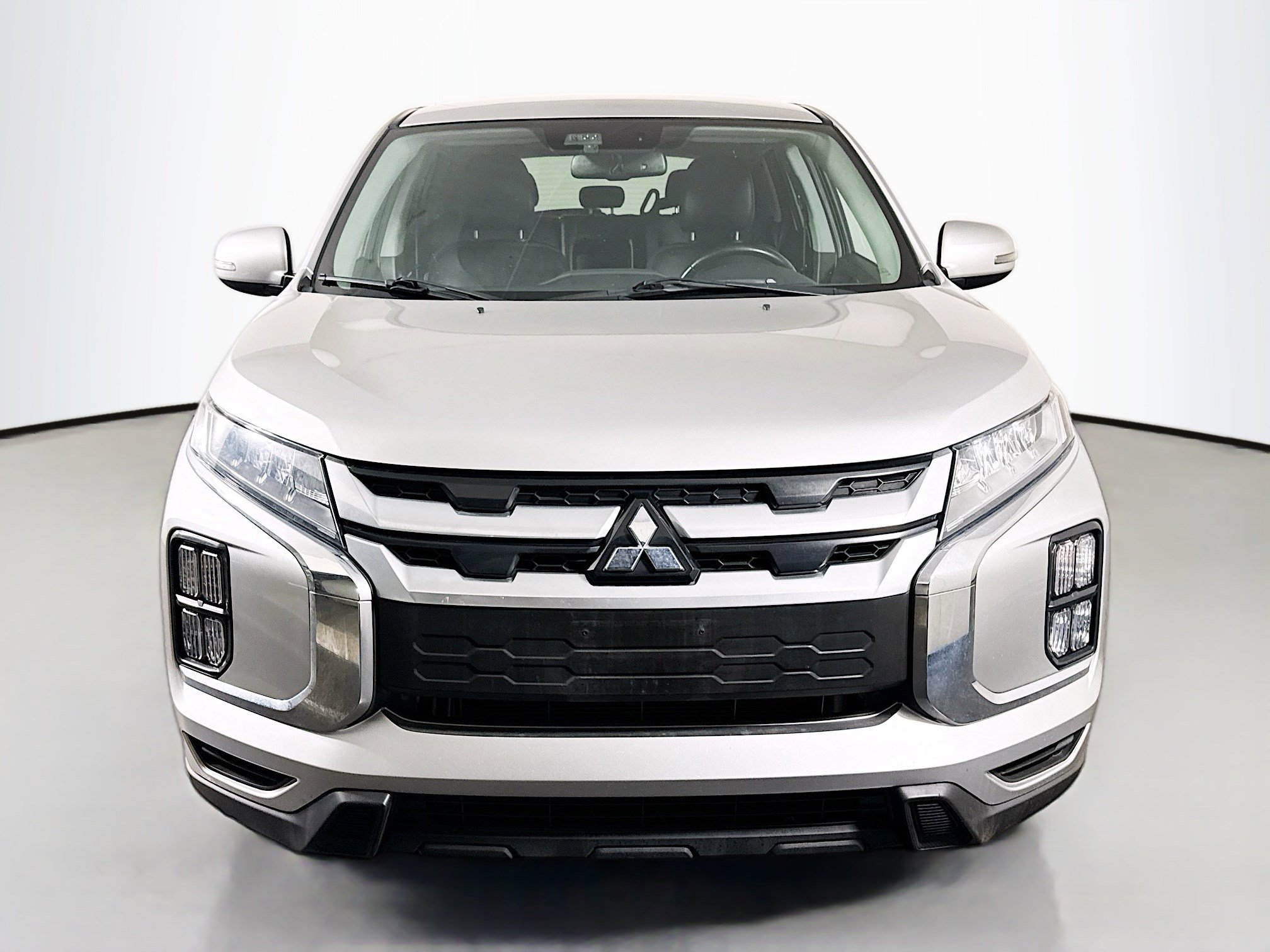 Used 2022 Mitsubishi Outlander Sport LE image 2