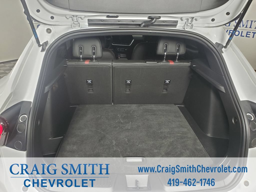 Used 2024 Chevrolet Trax RS w/ Sunroof Package FWD image 13
