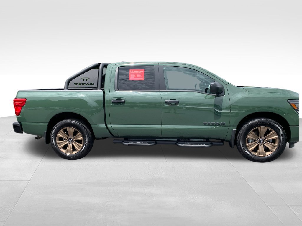 Certified 2024 Nissan Titan SV w/ SV Bronze Edition Package AWD/4WD image 7