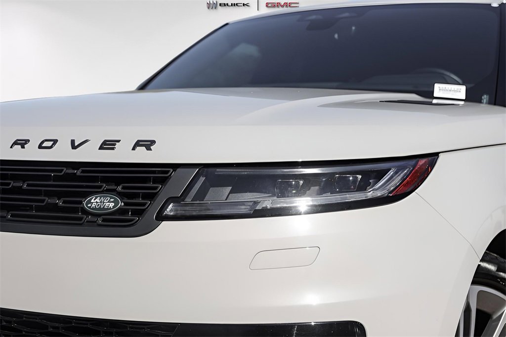 Used 2024 Land Rover Range Rover Sport Dynamic SE image 3