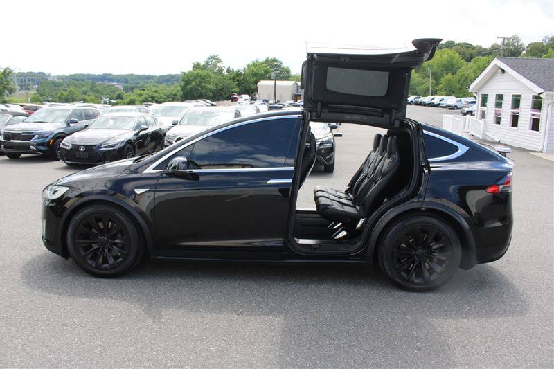 Used 2016 Tesla Model X AWD/4WD image 4