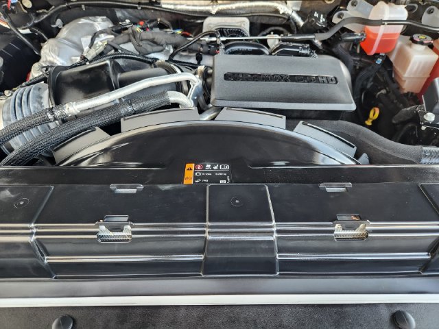 Used 2025 Chevrolet Silverado 2500 High Country w/ Technology Package AWD/4WD image 33