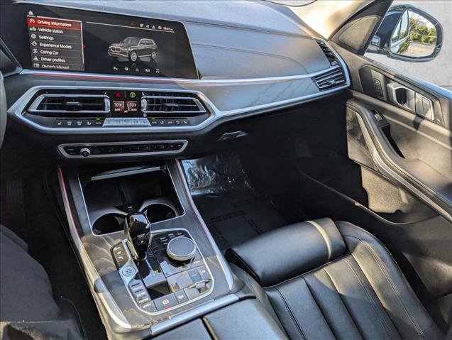 Used 2022 BMW X7 xDrive40i w/ Premium Package image 26