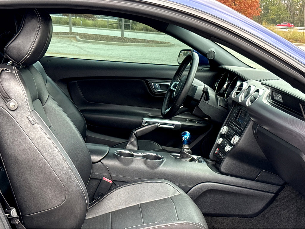 Used 2016 Ford Mustang GT image 6
