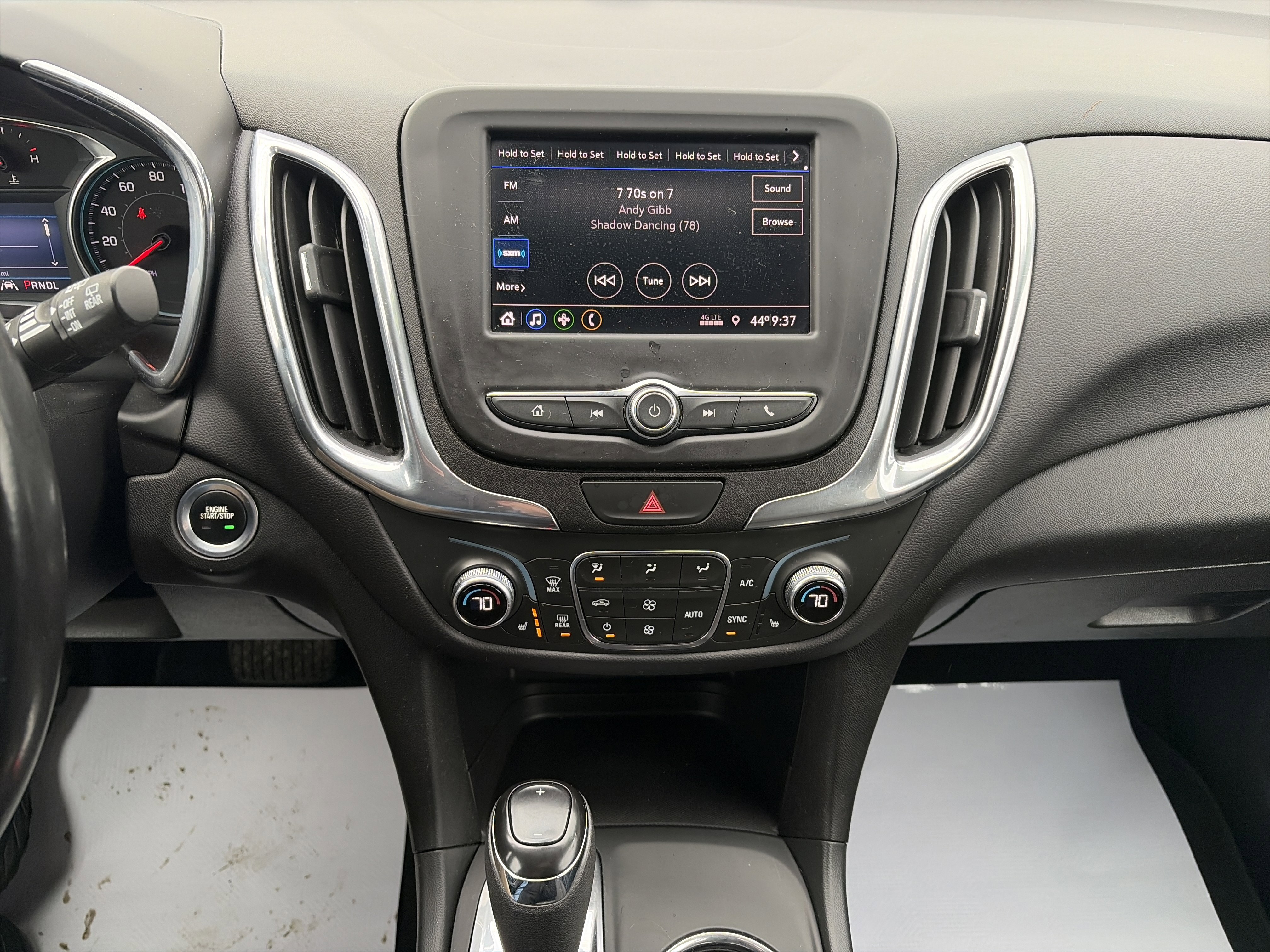 Used 2021 Chevrolet Equinox LT image 24