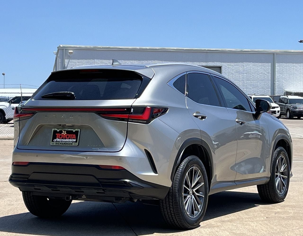 Used 2022 Lexus NX 350 AWD image 4