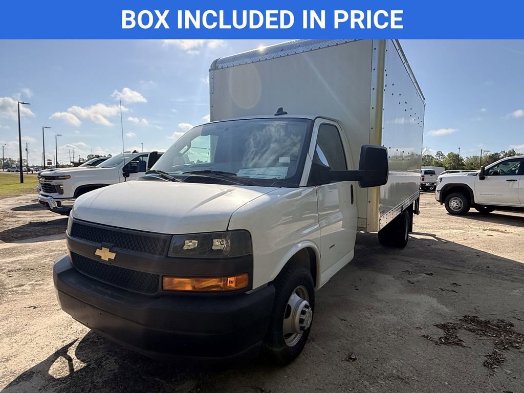 New 2024 Chevrolet Express 3500 w/ Power Convenience Package