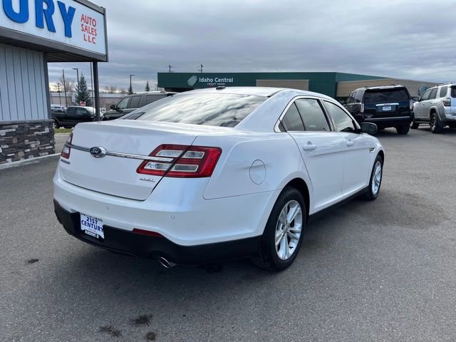 Used 2019 Ford Taurus SEL w/ Equipment Group 201A FWD image 11