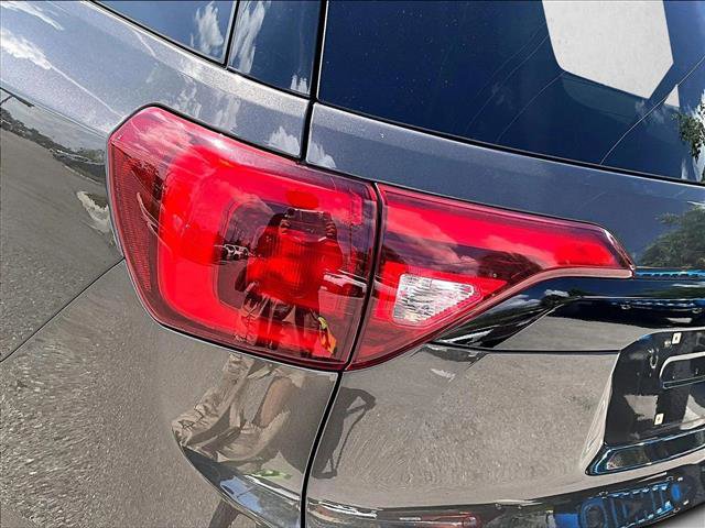 Used 2019 GMC Acadia SLT w/ Black Edition image 29