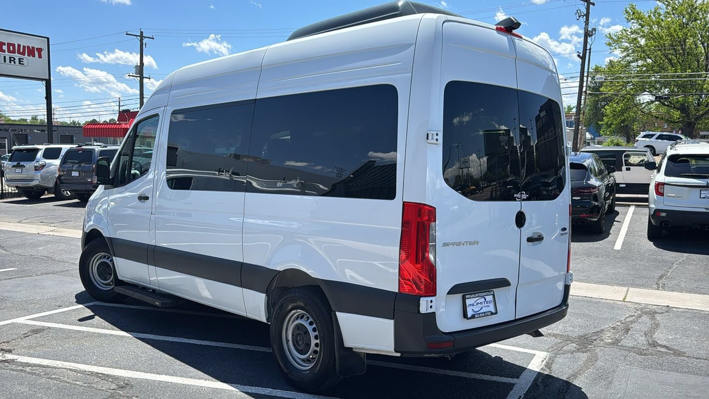 Used 2024 Mercedes-Benz Sprinter 2500 image 5