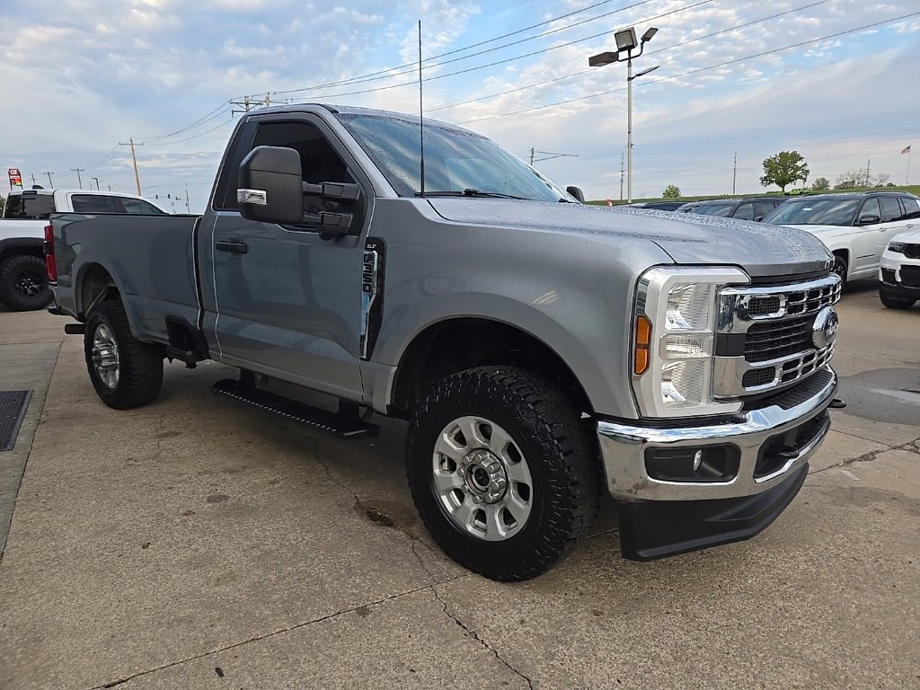 Used 2024 Ford F350 XLT w/ 360-Degree Camera Package image 16