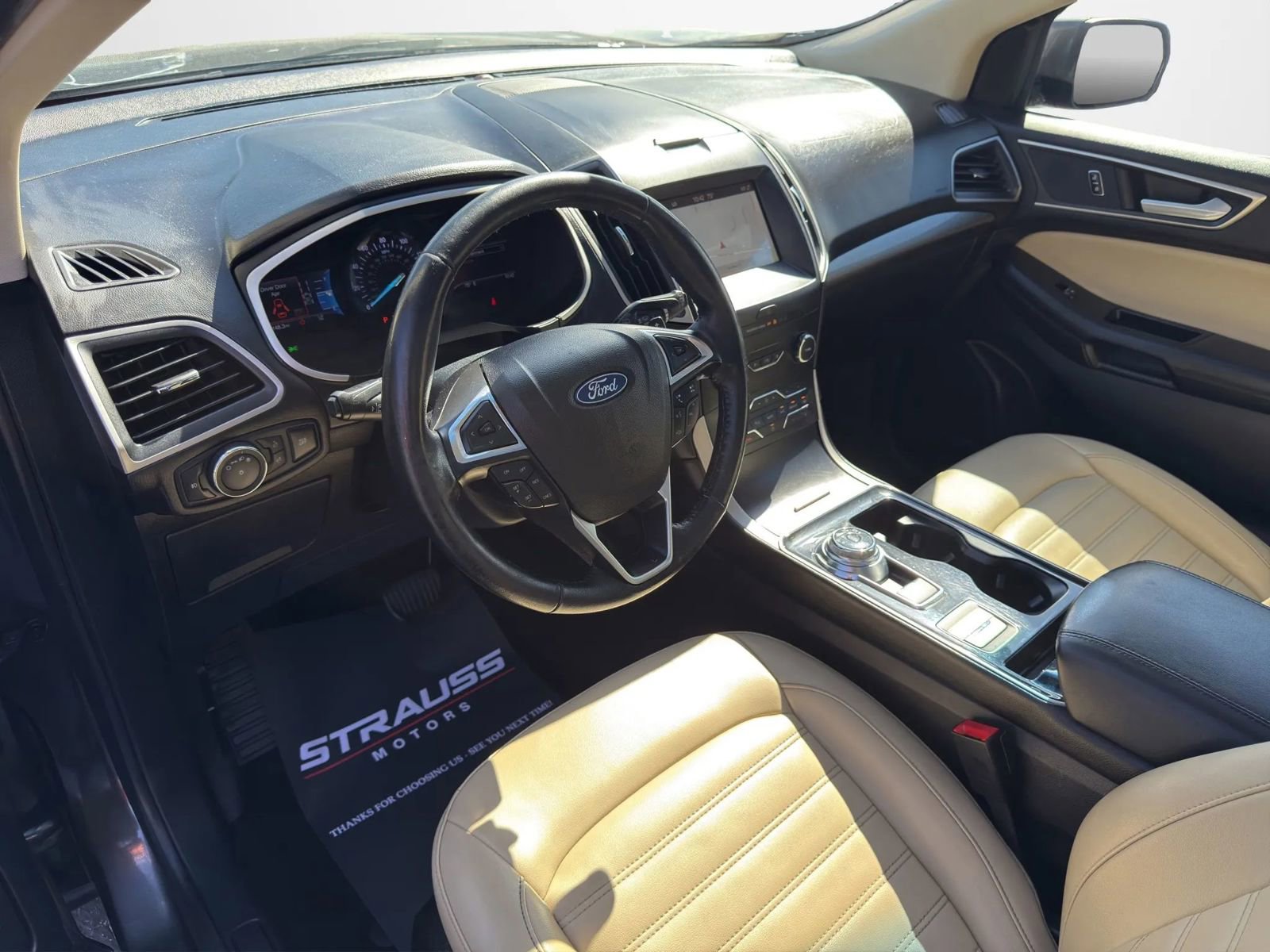 Used 2019 Ford Edge SEL w/ Equipment Group 201A image 9