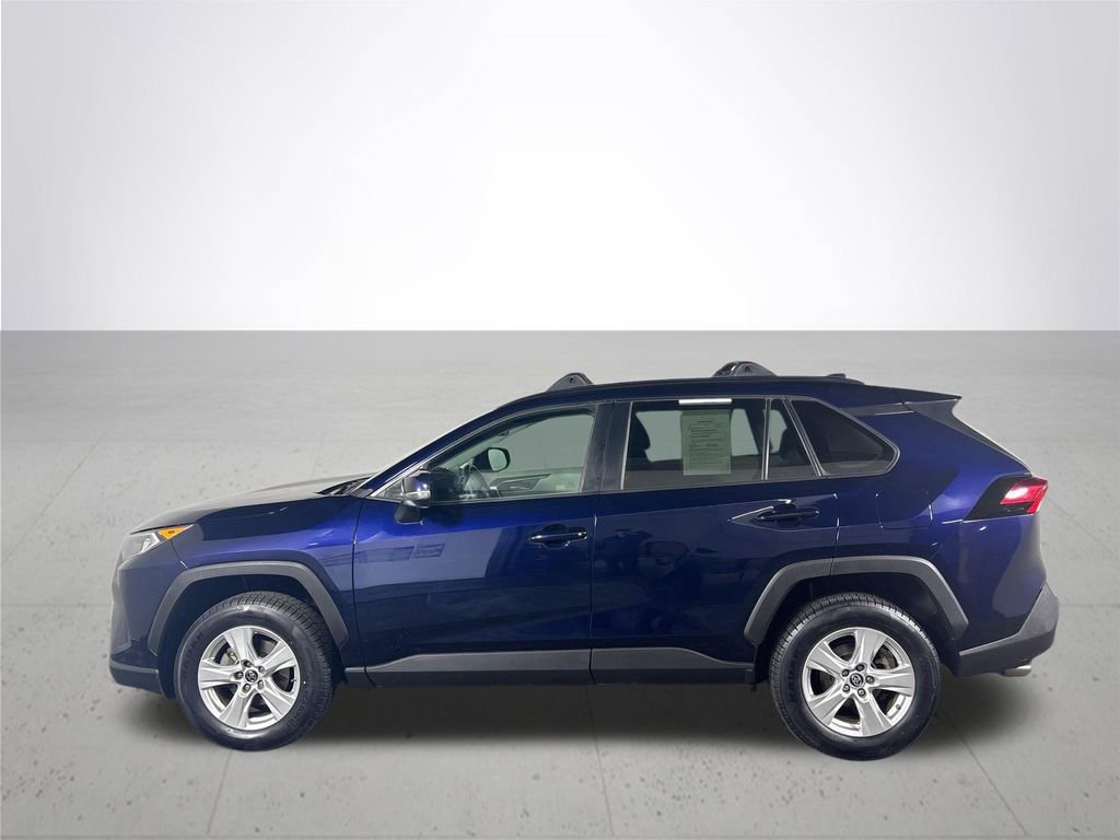 Used 2019 Toyota RAV4 XLE w/ Convenience Package image 9