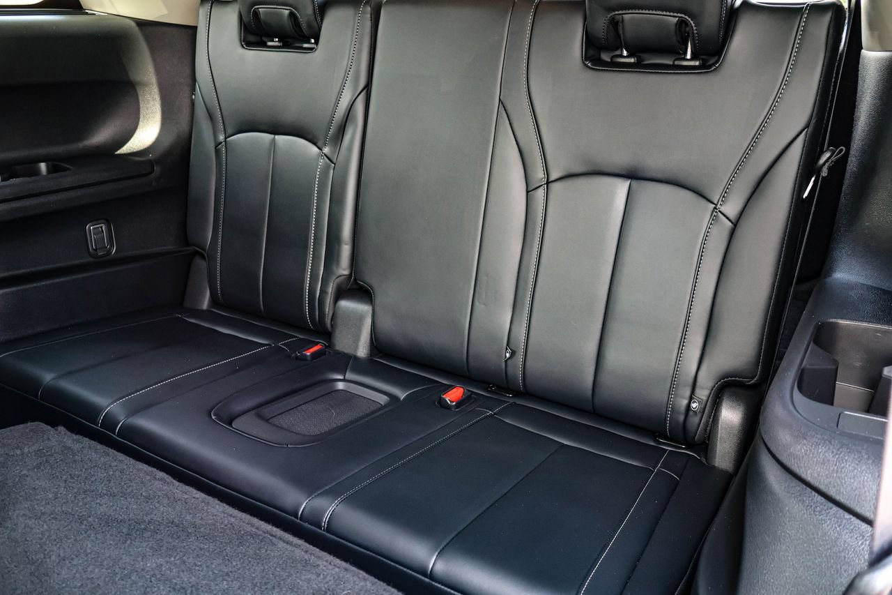 Used 2023 INFINITI QX60 Luxe w/ Cargo Package FWD image 34
