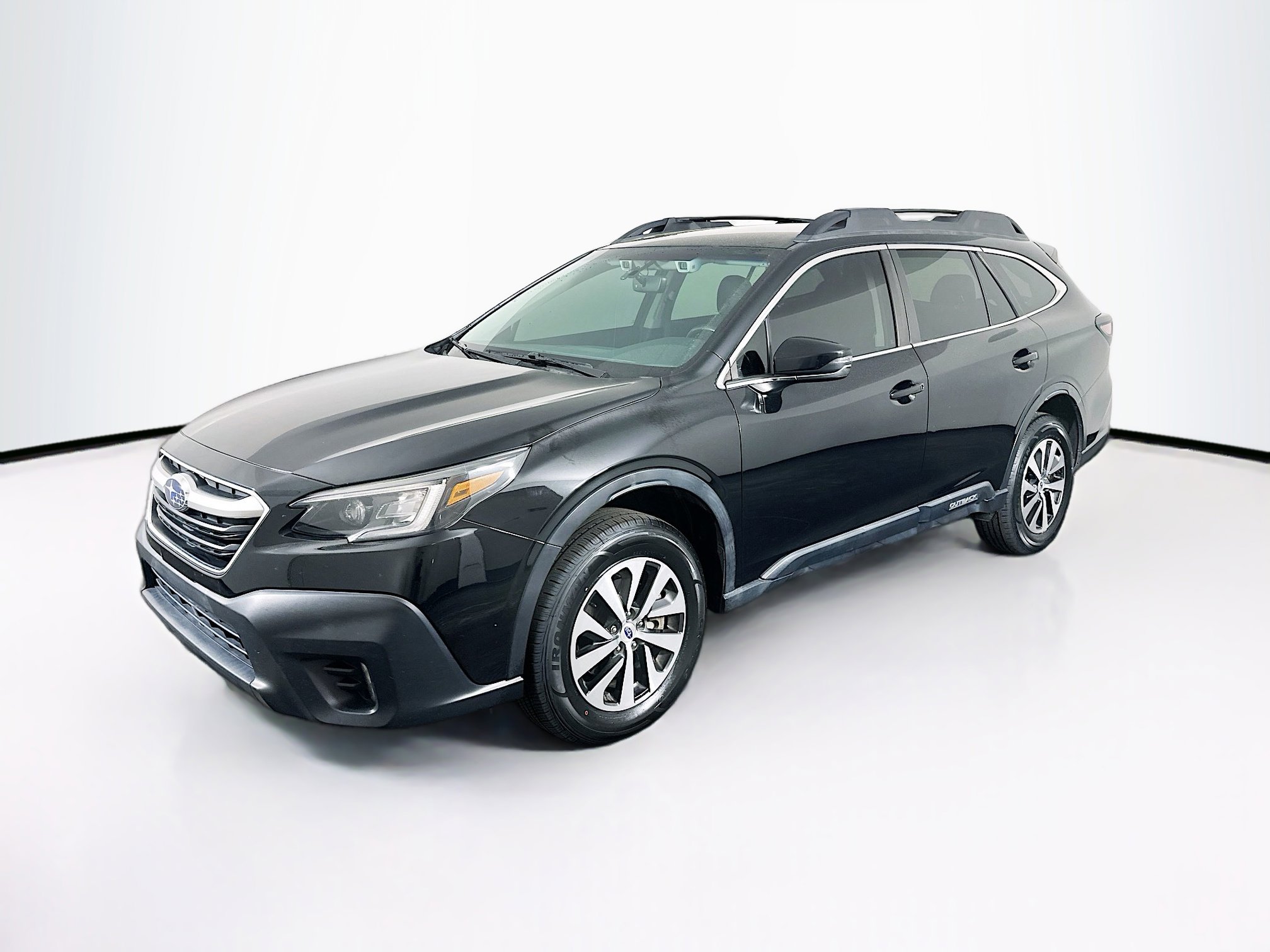 Used 2021 Subaru Outback Premium image 3