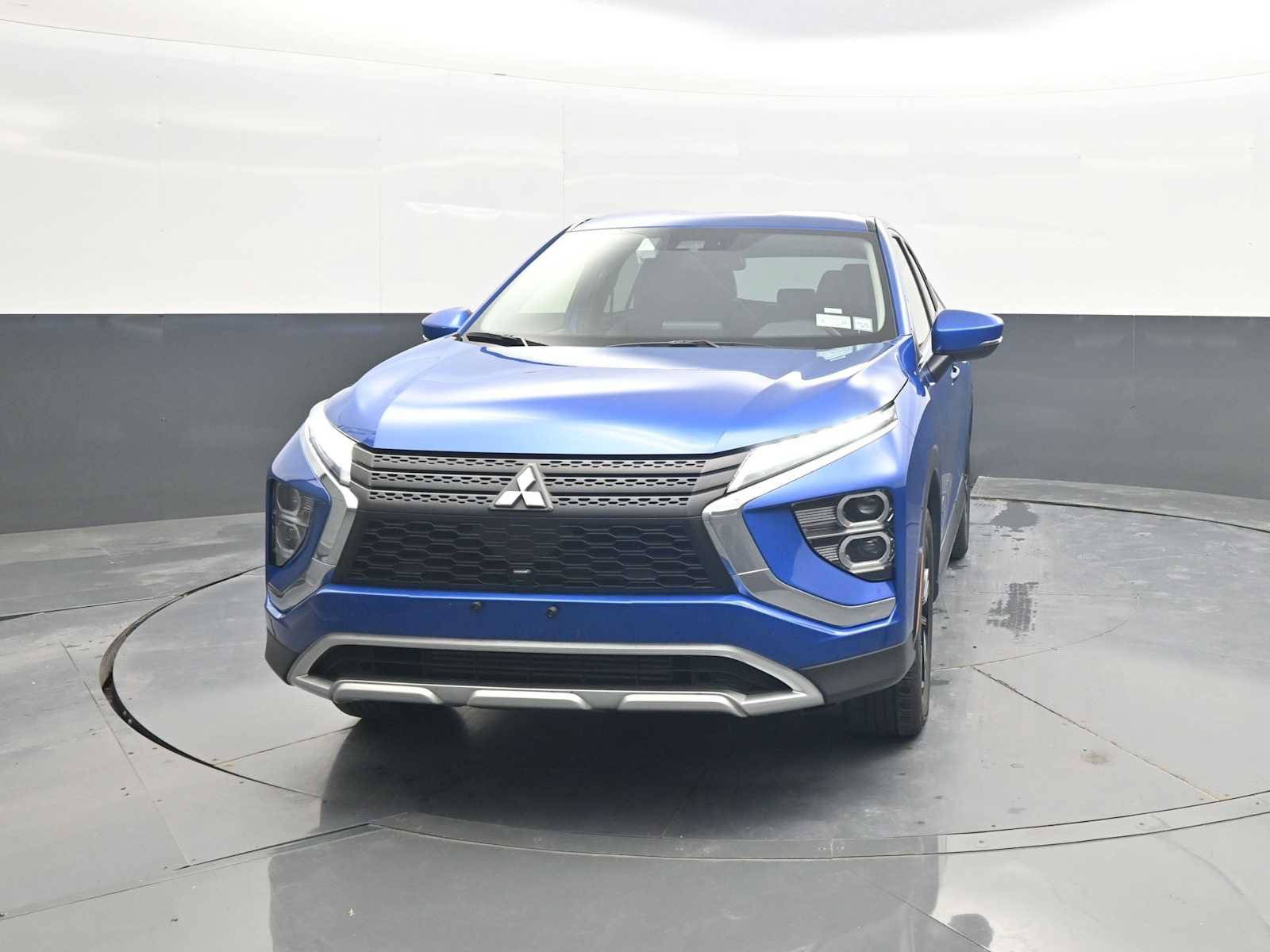 Used 2025 Mitsubishi Eclipse Cross SE AWD/4WD image 3