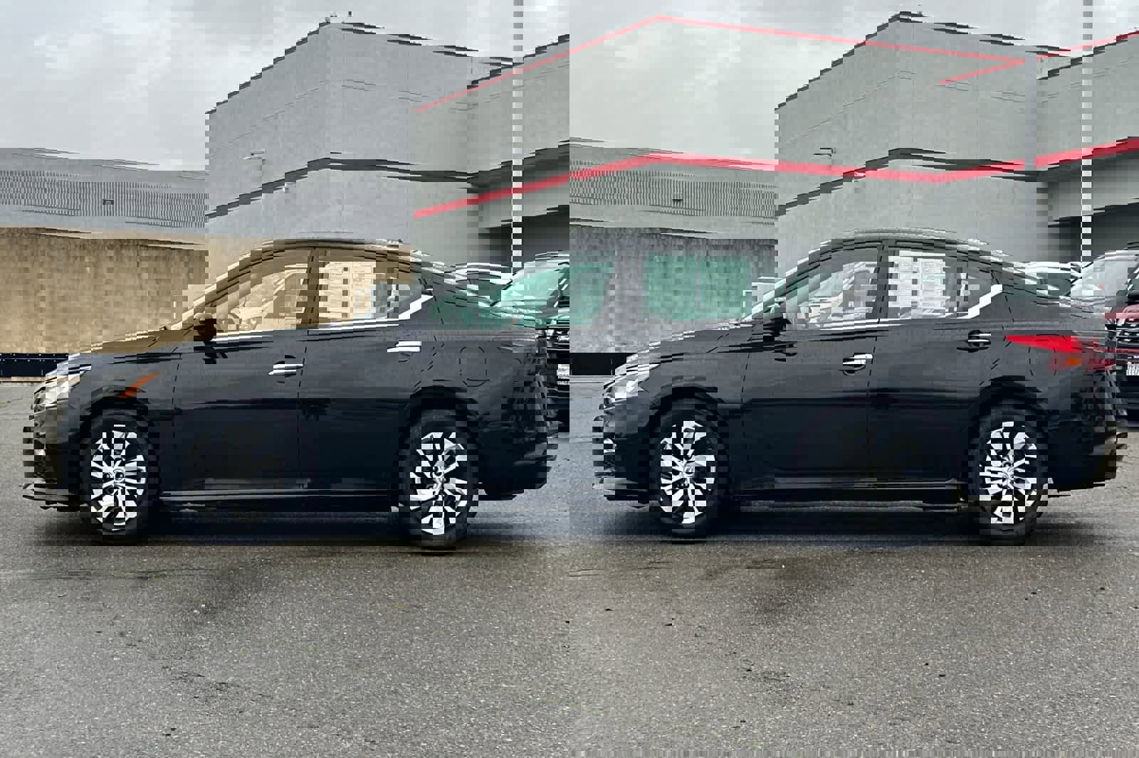 Used 2020 Nissan Altima 2.5 S image 9